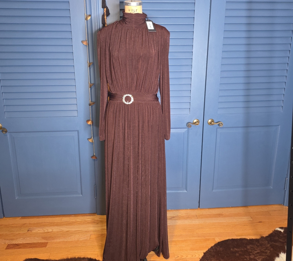 High-Neck Brown Long-Sleeve Maxi Dress with Decorative Waist Ring
